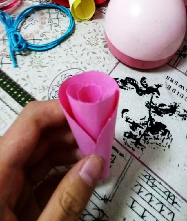 手工折紙花教程-紙花教程一步一步圖解
