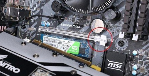 臺(tái)式機(jī)組裝教程詳解-臺(tái)式電腦組裝步驟圖解