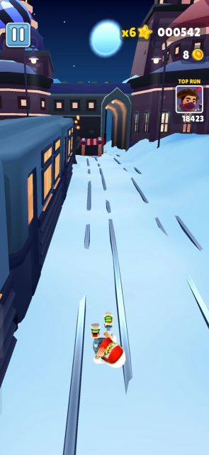 地鐵跑酷踩雪版本(Subway Surf)